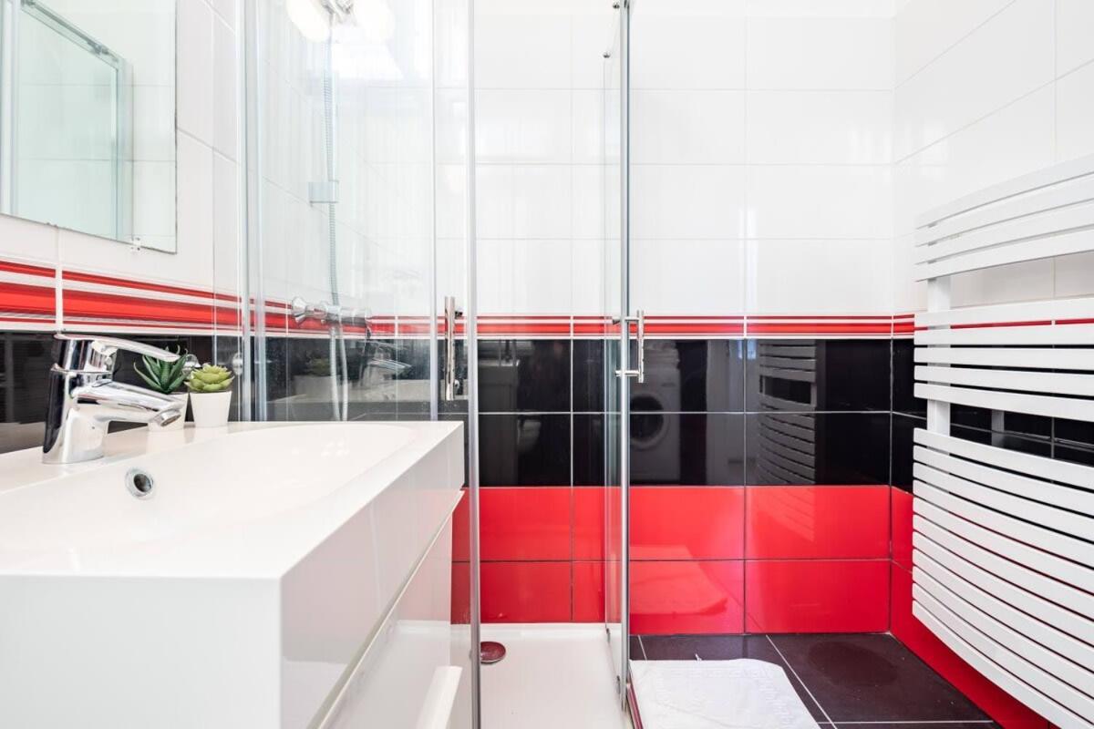 Super Central Convenient Apartment Budapest Luaran gambar