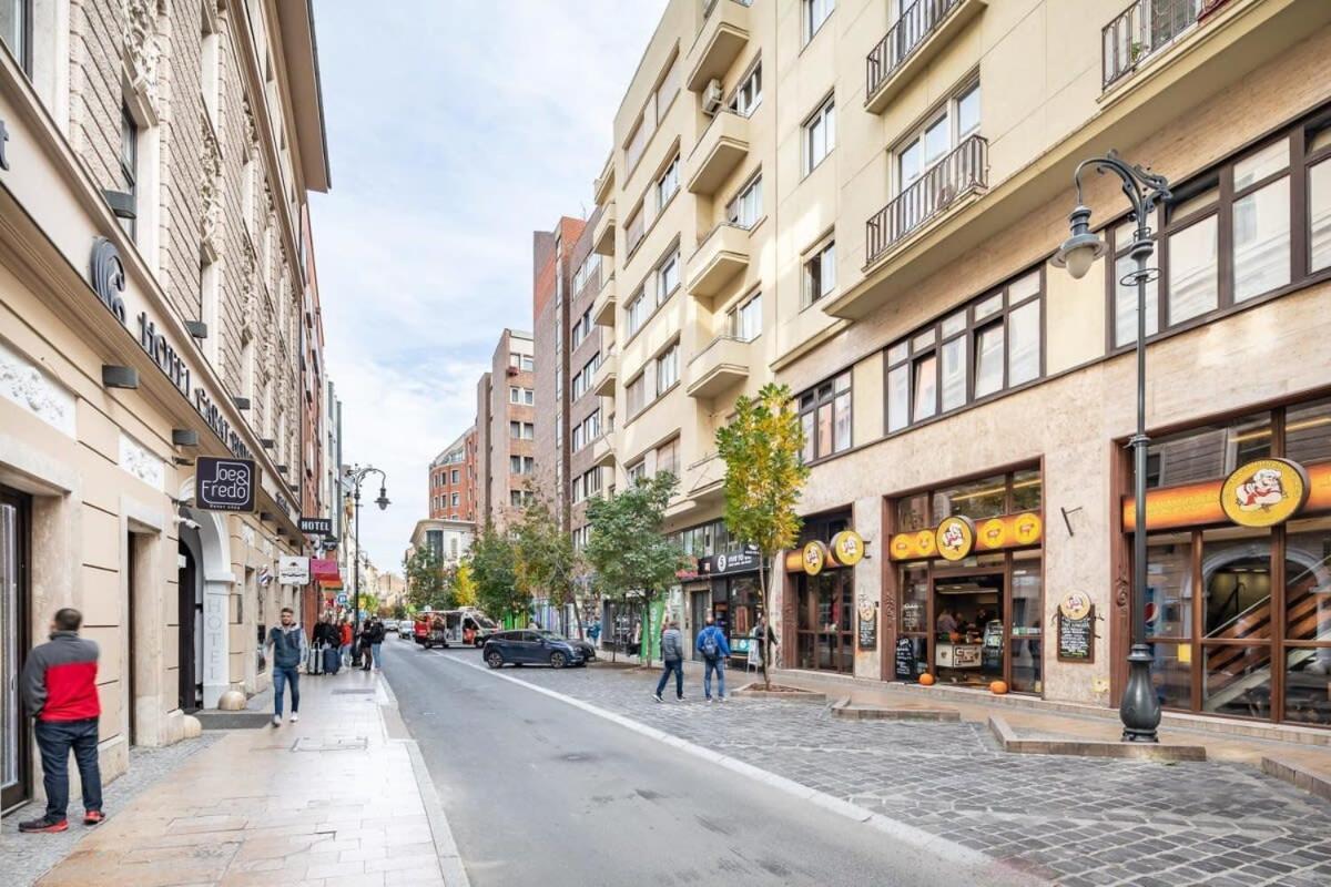 Super Central Convenient Apartment Budapest Luaran gambar