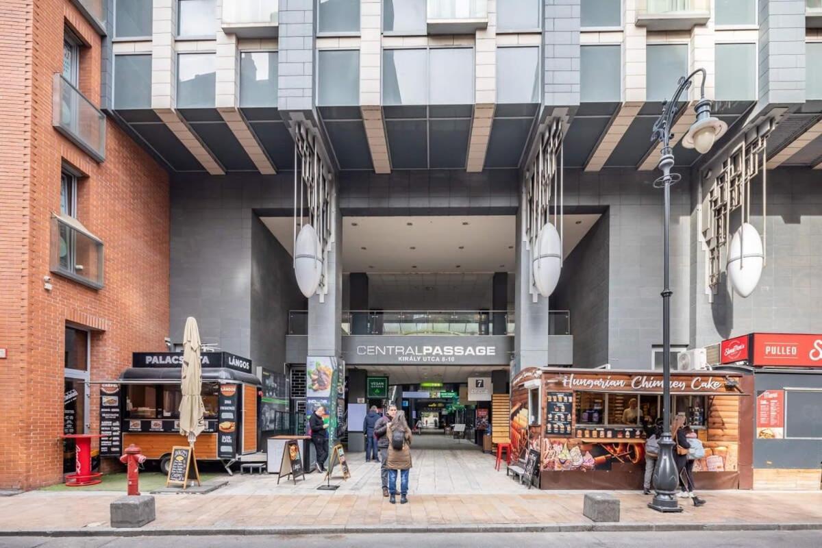 Super Central Convenient Apartment Budapest Luaran gambar